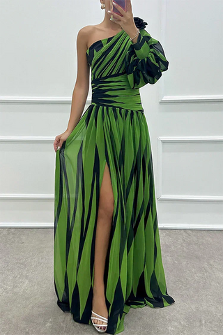 Hazel | Abito maxi a strisce con spalla scoperta