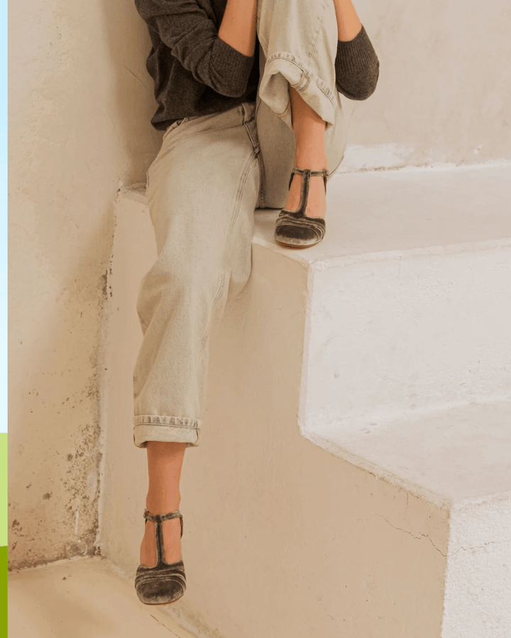 Quirina | Scarpa con cinturino a T e tacco stabile