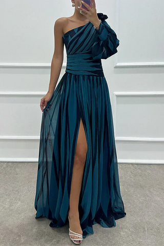 Hazel | Abito maxi a strisce con spalla scoperta