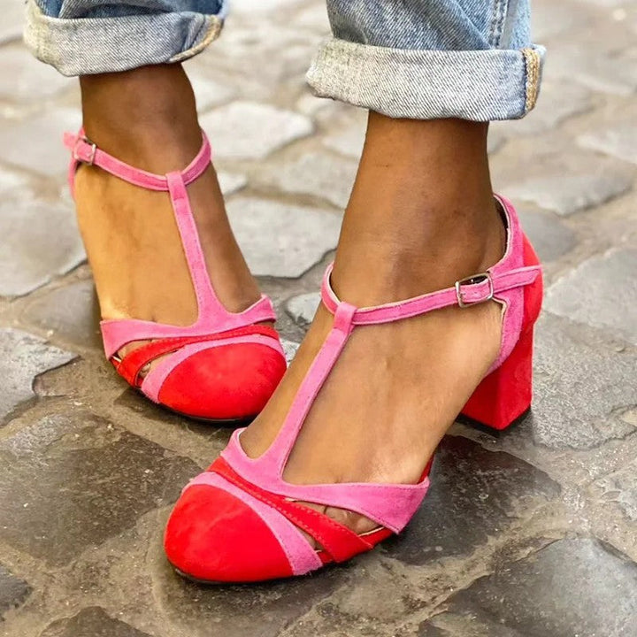 Gaia | Scarpa con cinturino a T e tacco stabile