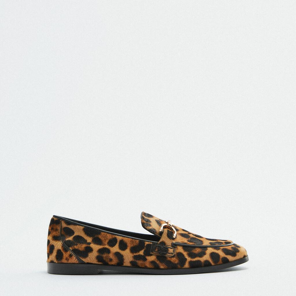 Liliana | Mocassino animalier con dettaglio metallico