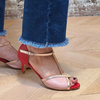 Petronilla | Sandalo elegante con cinturino a T