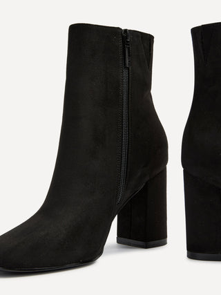 Selene | Stivaletti eleganti in eco-suede con tacco a blocco