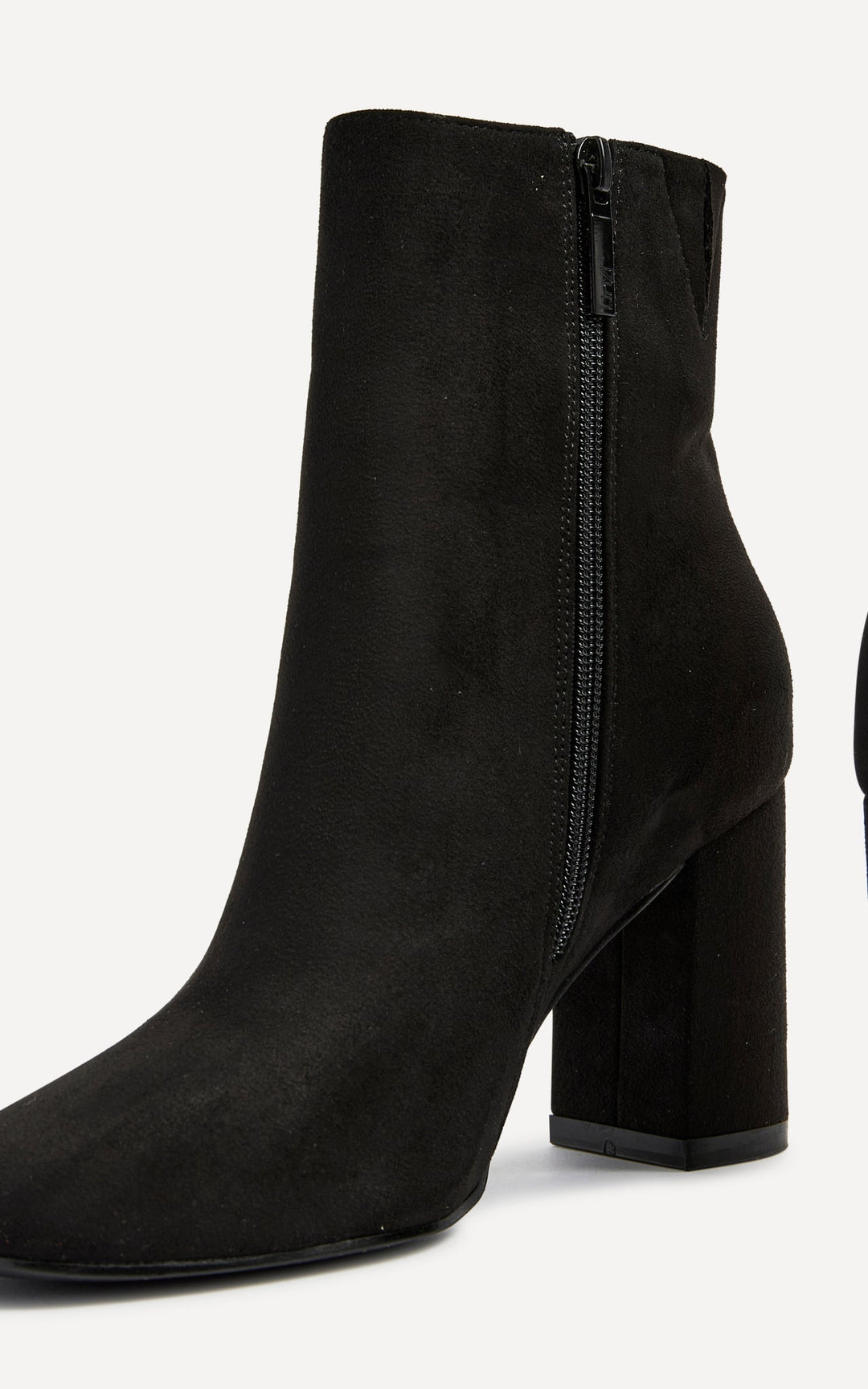 Selene | Stivaletti eleganti in eco-suede con tacco a blocco