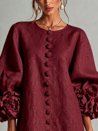 Lily | Mini Abito Bordeaux con Maniche a Fiori Stravaganti