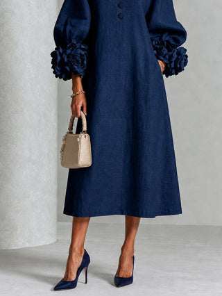 Lily | Mini Abito Blu Navy con Maniche a Fiori Stravaganti