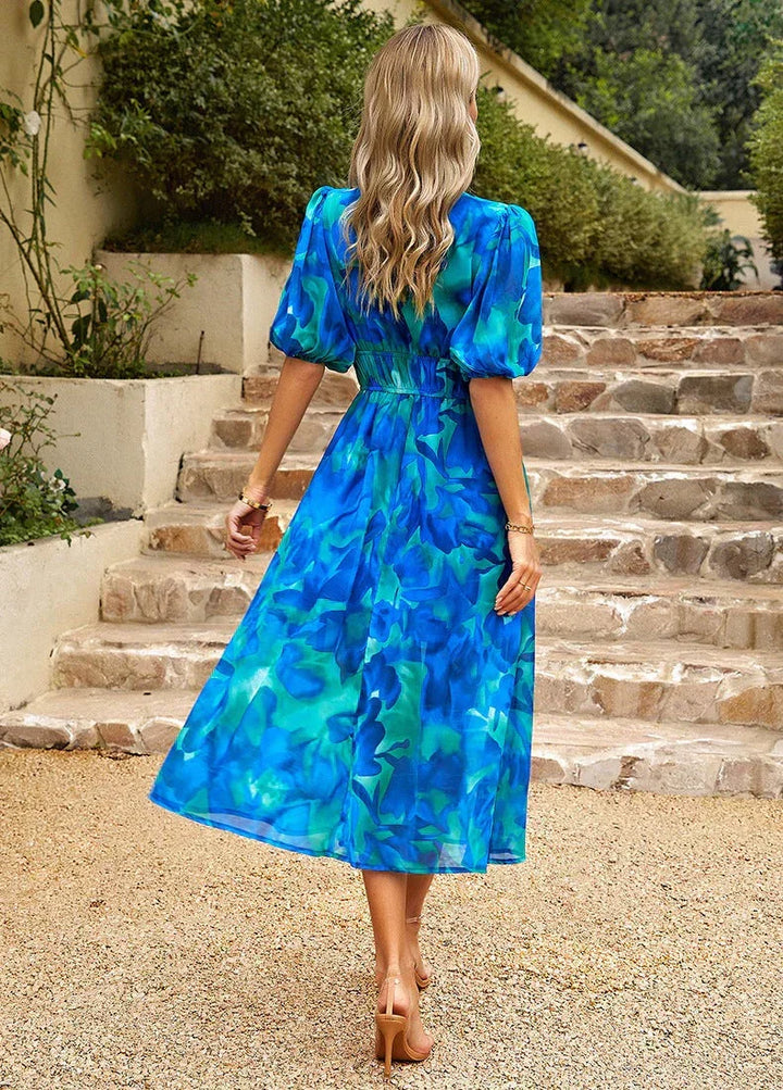 Orina | Abito elegante con scollo a V